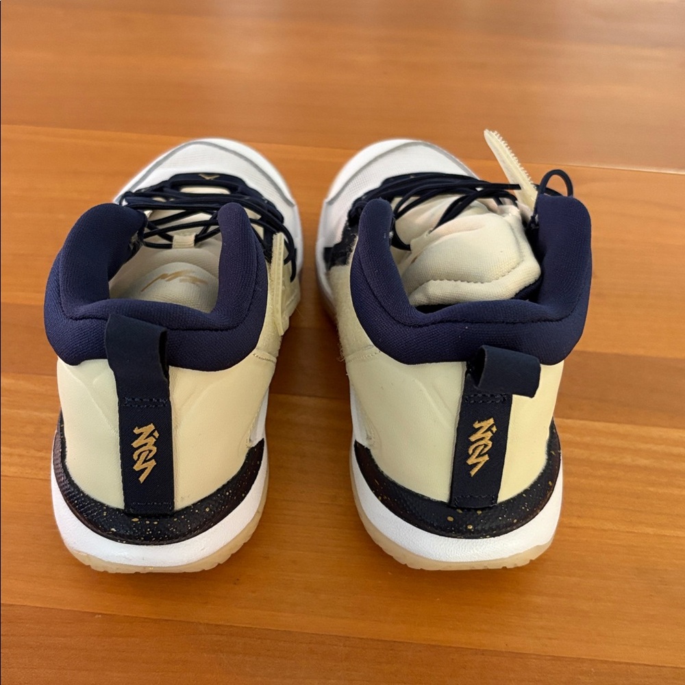 NWT Jordan Zion 1 Kids' Cream and Blue Athletic Shoes - Picture 7 of 9